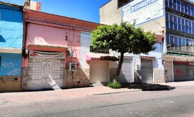 PLAZA COMERCIAL EN VENTA CENTRO DE TOLUCA, CERCA DE LOS PORTALES