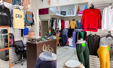 PLAZA COMERCIAL EN VENTA CENTRO DE TOLUCA, CERCA DE LOS PORTALES