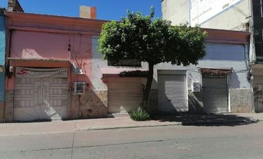 PLAZA COMERCIAL EN VENTA CENTRO DE TOLUCA, CERCA DE LOS PORTALES