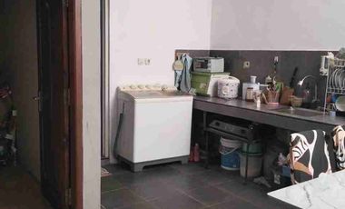 RUMAH DI NANGGELENG KOTA SUKABUMI