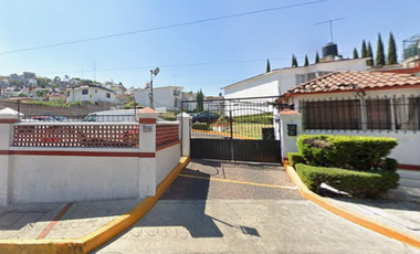 EXCELENTE CASA ENVENTA Y OPORTUNIDAD TODO ESTE MES DE ENERO, UBICADO EN BULMARO ROLDAN 17, CASA 101, COLONIA AHUEHUETES, ATIZAPAN, ESTADO DE MEXICO