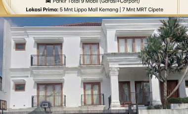 Luxury 3-Story Mansion in Kemang Antasari – Spacious 1000 sqm Land, Private Pool, Quick Access to SCBD (Ideal for Home & Office)