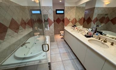 CASA EN RENTA EN CLUB DE GOLF LOS ENCINOS, LERMA, OCOYOACAC, SALIDA RAPIDA A SANTA FE