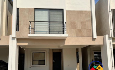 SE RENTA CASA en fraccionamiento Jardines de Santa Clara en Ciudad Juárez, Chihuahua, México.