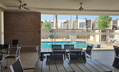 SE RENTA CASA en fraccionamiento Jardines de Santa Clara en Ciudad Juárez, Chihuahua, México.