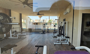 SE RENTA CASA en fraccionamiento Jardines de Santa Clara en Ciudad Juárez, Chihuahua, México.