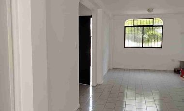 Alquiler casa de 2 piso, ceibos santa cecilia