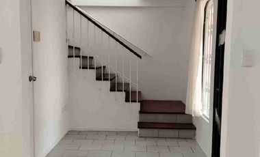 Alquiler casa de 2 piso, ceibos santa cecilia