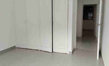 Alquiler casa de 2 piso, ceibos santa cecilia