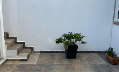 RENTA EXTRAORDINARIA CASA EN ARBOLEDAS !!!!!!!