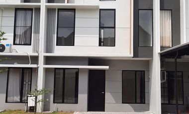 DIJUAL RUMAH EASTERN PARK SUKOLILO KEPUTIH BARU GRESS BLM PERNH DITEMPATI DKT ARAYA,MERR