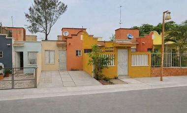 Casa en Lomas Altas Valente Díaz Recuperación Bancaria
