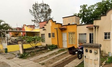 Casa en Lomas Altas Valente Díaz Recuperación Bancaria