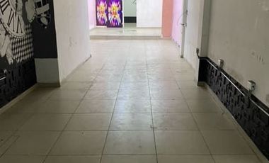 SE ARRIENDA Local COMERCIAL En Plena Calle Franklin