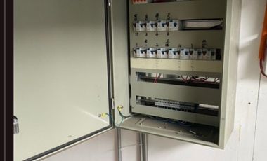 SE ARRIENDA Local COMERCIAL En Plena Calle Franklin