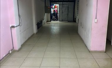 SE ARRIENDA Local COMERCIAL En Plena Calle Franklin