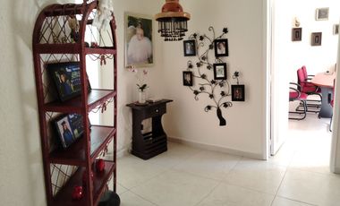 2 CASA EN UN TERRENO DE 827M2 LA PRINCIPAL 4 RECAMARAS Y ESTUDIO ,LA SECUNDARIA 2 RECAMARAS