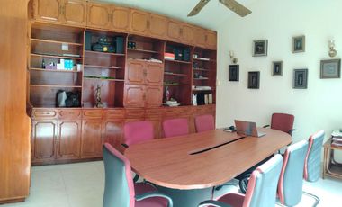 2 CASA EN UN TERRENO DE 827M2 LA PRINCIPAL 4 RECAMARAS Y ESTUDIO ,LA SECUNDARIA 2 RECAMARAS