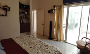 2 CASA EN UN TERRENO DE 827M2 LA PRINCIPAL 4 RECAMARAS Y ESTUDIO ,LA SECUNDARIA 2 RECAMARAS