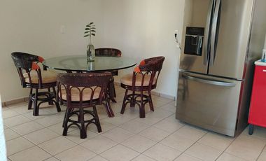 2 CASA EN UN TERRENO DE 827M2 LA PRINCIPAL 4 RECAMARAS Y ESTUDIO ,LA SECUNDARIA 2 RECAMARAS