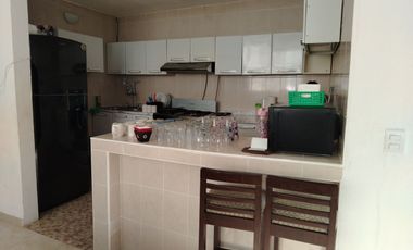 2 CASA EN UN TERRENO DE 827M2 LA PRINCIPAL 4 RECAMARAS Y ESTUDIO ,LA SECUNDARIA 2 RECAMARAS