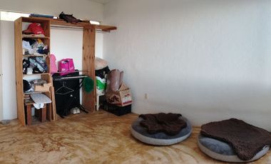 CAMPIRANA CASA EN RENTA EN  BOSQUE DE ENCINOS EN EL POBLADO DE SANGTA MARÍA AHUACATITLÁN EN CUERNAVACA, MORELOS.