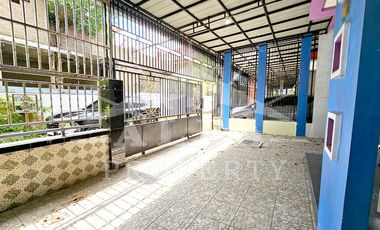 Sewa Rumah Baru 2 Lantai Furnish Siap Huni