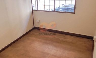 Arriendo Amplia Oficina 3 Ambientes – Pleno Santiago Centro