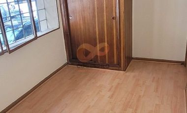 Arriendo Amplia Oficina 3 Ambientes – Pleno Santiago Centro