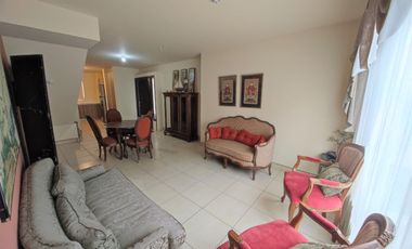 DEPARTAMENTO EN VENTA EN ROSARITO. 127m². Cerquita a Waldos y Calimax Rosarito. 3 recamaras, 3 baños completos, Terraza vista al mar.