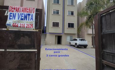 DEPARTAMENTO EN VENTA EN ROSARITO. 127m². Cerquita a Waldos y Calimax Rosarito. 3 recamaras, 3 baños completos, Terraza vista al mar.