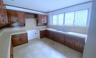 Valle Verde 4 Bedroom House and Lot with 2 Car Garage Garden and Pool For Rent at Ugong Pasig city