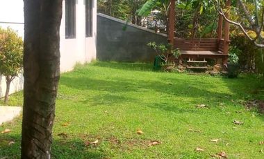 Rumah 2 Lantai Full Furnished Rancamaya Golf Estate Harga terbaik