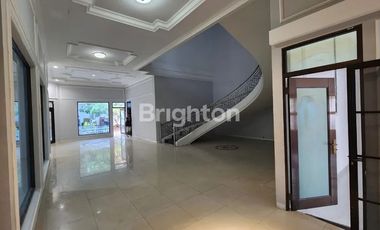 Dharnahusada Indah, Rumah Siap Huni, Utk Kantor,usaha...posisi Jalan Kembar