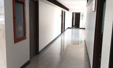 ARRIENDO OFICINA EDIFICIO COLSEGUROS 1508