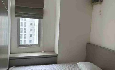 JUAL 3 KAMAR FURNISH MURAH APARTEMEN BASSURA CITY SHM RP.660JT TIMUR