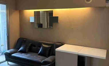 JUAL 3 KAMAR FURNISH MURAH APARTEMEN BASSURA CITY SHM RP.660JT TIMUR