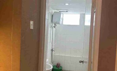 JUAL 3 KAMAR FURNISH MURAH APARTEMEN BASSURA CITY SHM RP.660JT TIMUR