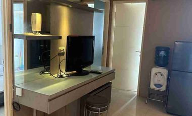 JUAL 3 KAMAR FURNISH MURAH APARTEMEN BASSURA CITY SHM RP.660JT TIMUR