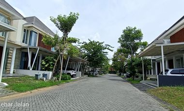 JUAL / SEWA RUMAH ASRI 2 LANTAI GREENLAKE CITRALAND