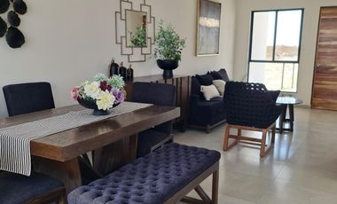 HERMOSA CASA EN PRIVADA AMPLIA DE 3 HABITACIONES TODAS CON BAÑO COMPLETO