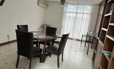 RENTA DE CASA A 5 MIN DEL TEC. A UNA CUADRA DE ALFONSO REYES Y GARZA SADA