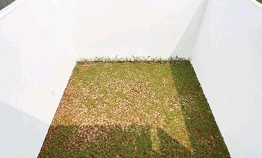 DIJUAL CEPAT RUMAH GAYA MODERN DI CIPAYUNG CIPUTAT DALAM KOMPLEK BESAR