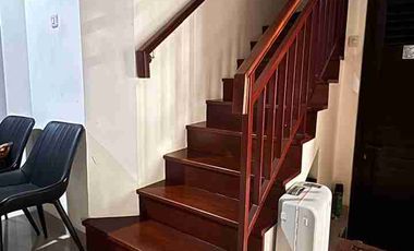 JUAL CEPAT BU Cluster Rempoa (Lokasi Super Strategis, Dekat Kemana-mana) Rumah 2 1/2 Lantai Siap Huni Full Furnished SHM 1,8 M