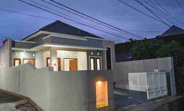 dijual Rumah cantik lokasi dekat kantor Pemda Sleman