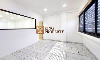 Disewakan Ruko Jembatan Lima Raya 4 Lantai Unfurnish Selesai Renovasi Cocok Untuk Segala Usaha & Kantor Area Strategis Dekat ITC Roxy Pasar Jembatan 5