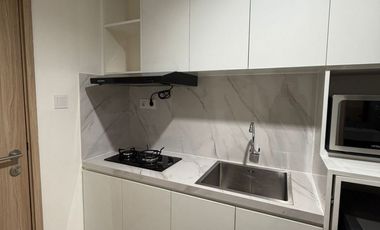 Disewa 1 BR Apartemen Embarcadero Bintaro