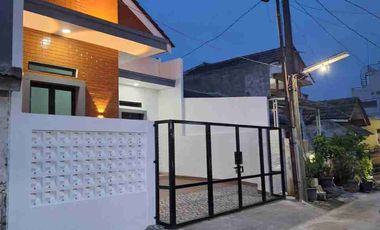 RUMAH BARU ESTETIK murah LOKASI STRATEGIS Di IRIGASI DANITA