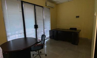 Disewakan Ruko 4 Lantai Haji Nawi Jakarta Selatan Sangat Strategis