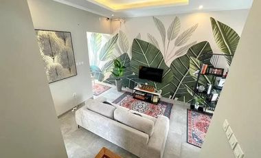 Jual Rumah CANTIK 3 LANTAI plus Kolam Renang di Cigadung Sayap Dago Bandung Utara MURAH